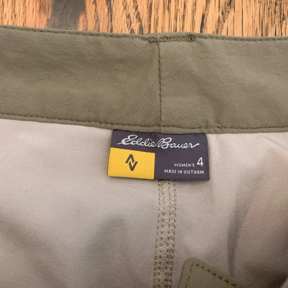Eddie Bauer Horizon Skort - Size 4- tan khaki - Picture 6 of 7
